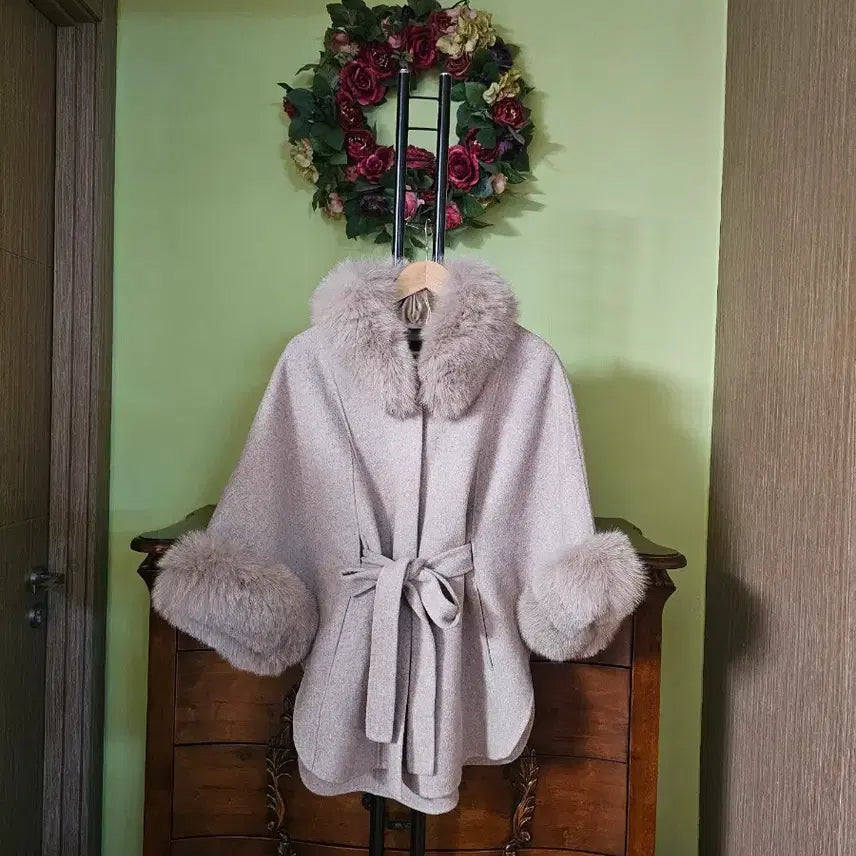 [BUNJANG] Fox Fur Trim Wool Coat / 폭스퍼배색 울코트