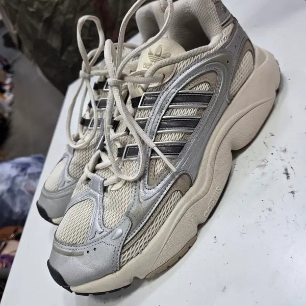 [BUNJANG] Adidas Sneakers Beige Silver Size 270 / 아디다스 운동화 270