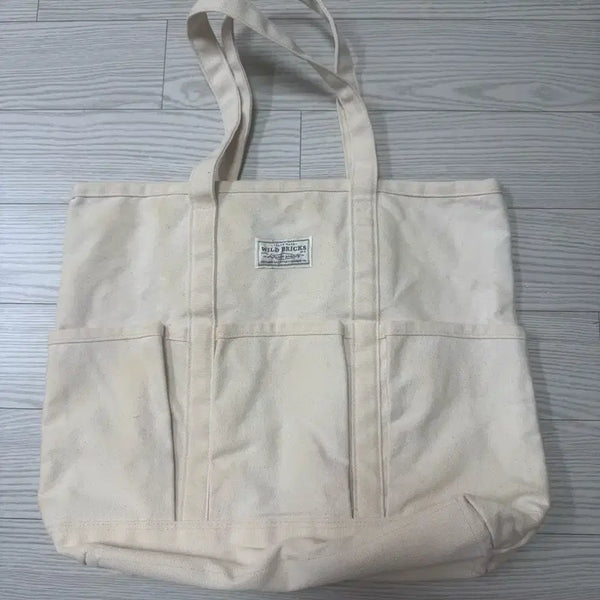[BUNJANG] Wildbricks Tote Bag / 와일드브릭스 토트백