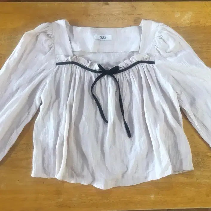 [BUNJANG] Square Neck Puff Sleeve Ribbon Blouse / 스퀘어넥 퍼프 리본 블라우스