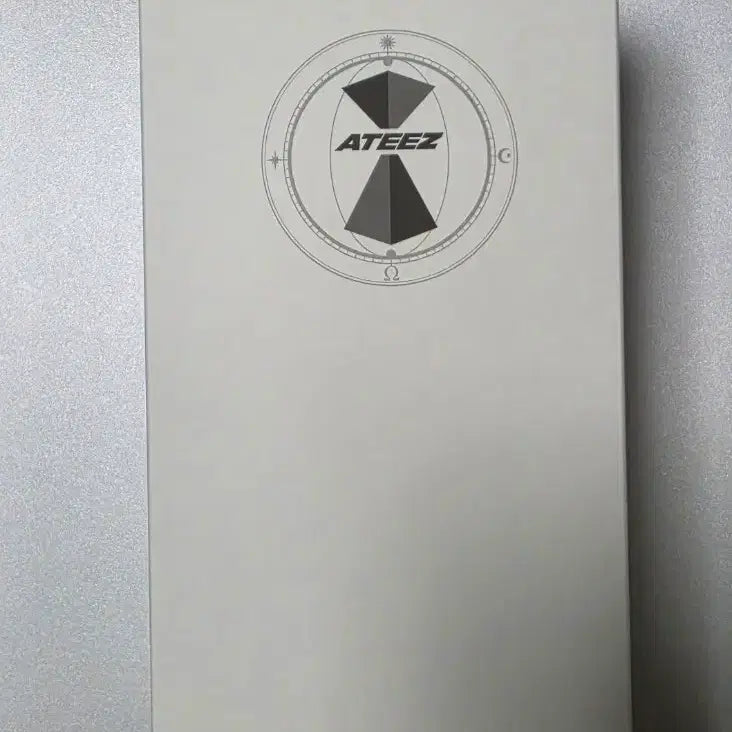 [BUNJANG] ATEEZ Light Stick Ver. 3 (Lightiny) Sealed / [미개봉] ATEEZ LIGHT STICK VER.3 에이티즈 2026 NEW 응원봉 라이티니3