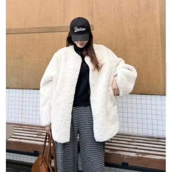 [BUNJANG] RaSong Fleece Jacket - Ivory / 라쏭 양털 자켓 - 아이보리