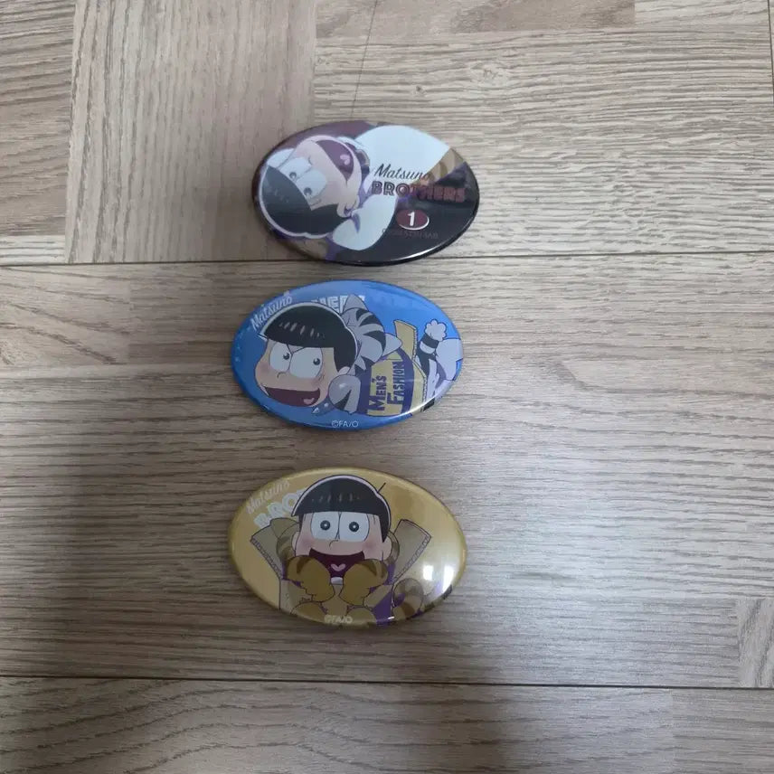 [BUNJANG] Osomatsu-san Can Badges Bundle Set / 오소마츠상 캔뱃지 일괄 판마
