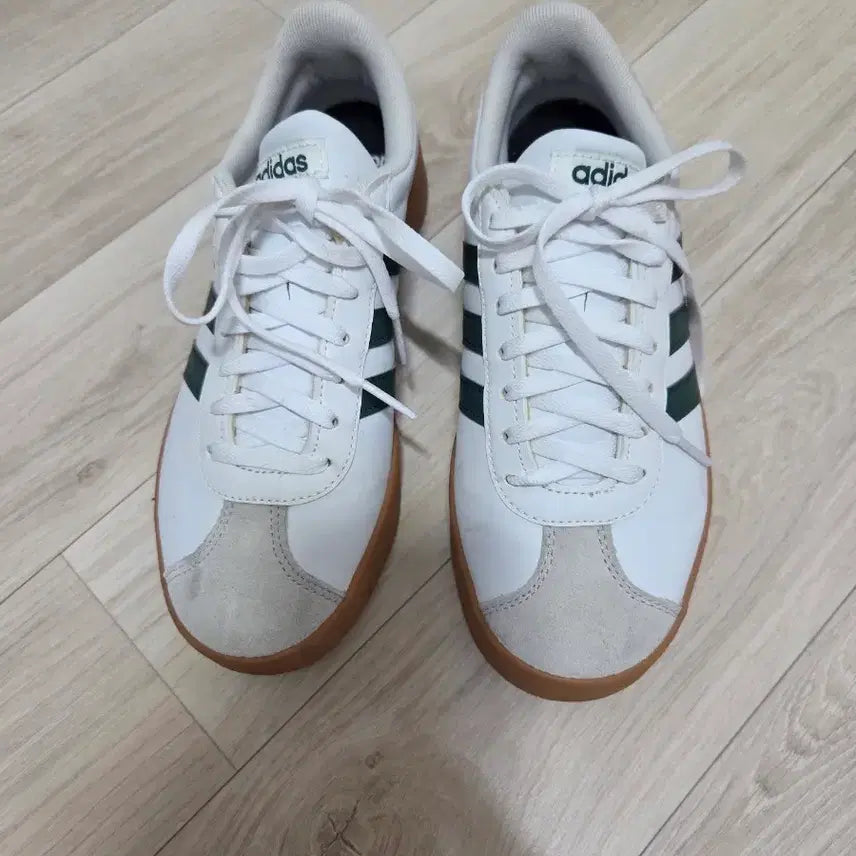 [BUNJANG] Adidas Sneakers White Green / 아디다스 스니커즈 화이트 그린