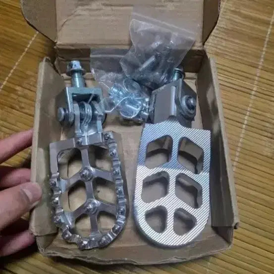[BUNJANG] Original Footpegs + Bracket Set / 써론 발판 + 브래킷셋