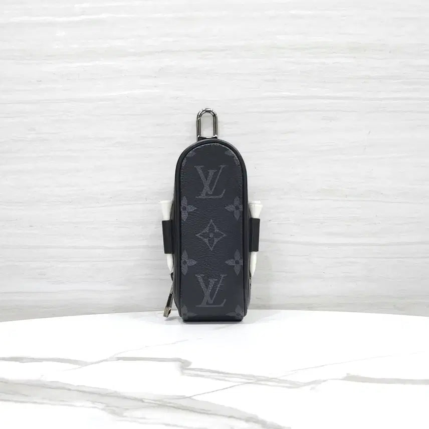 [BUNJANG] Louis Vuitton Black Monogram Eclipse Andrews Golf Kit GI0344 / 루이비통 블랙 모노그램 이클립스 앤드류스 골프 키트 GI0344