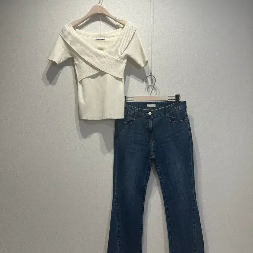 [BUNJANG] Sandro Off-the-Shoulder Ribbed Knit Top / 산드로 오프숄더 골지니트