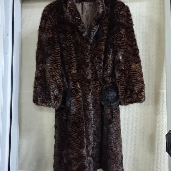 [BUNJANG] Mink Fur Coat Brown Leopard Print / 밍크 코트 브라운 호피 무늬