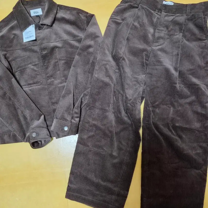[BUNJANG] EQL Essential Brown Corduroy Setup / 에센셜 바이 이큐엘 eql 브라운 코듀로이 셋업