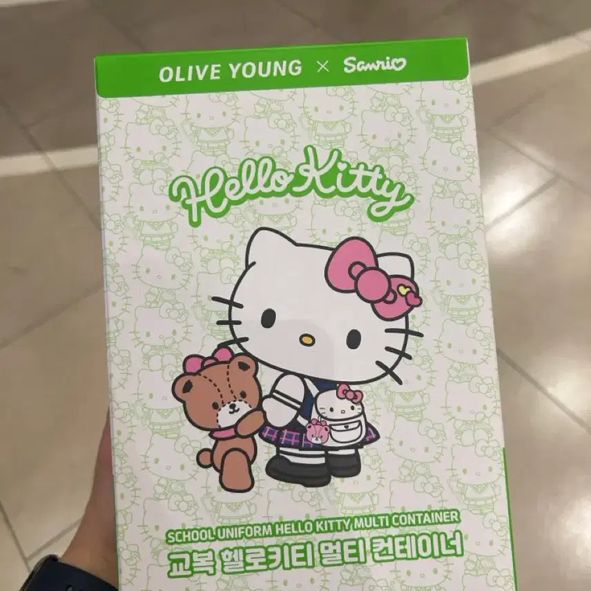 [BUNJANG] Sanrio Hello Kitty School Uniform Multi Container (Olive Young Exclusive) / (최저가/미개봉) 올리브영 산리오 헬로키티 한복 교복 멀티 컨테이너 올리브키트