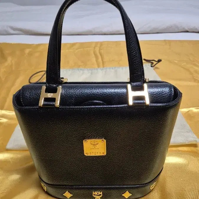 [BUNJANG] MCM Black Tote Bag / MCM 토트백 블랙