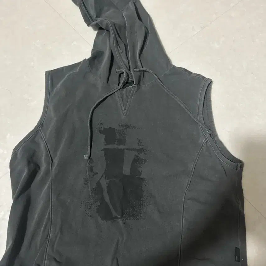 [BUNJANG] Brownbreath Cropped Tank Top / 브라운브레스 크롭나시