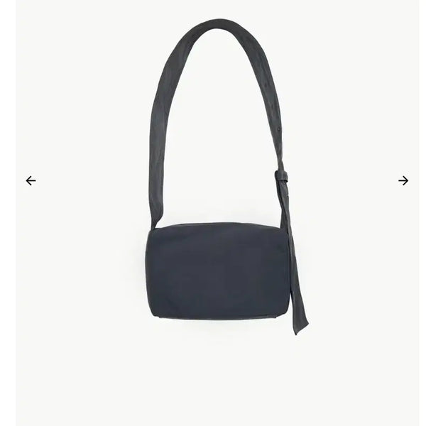 [BUNJANG] Amomento Square Shoulder Bag Black / 아모멘토 스퀘어 숄더백 블랙 라이즈 소희가방
