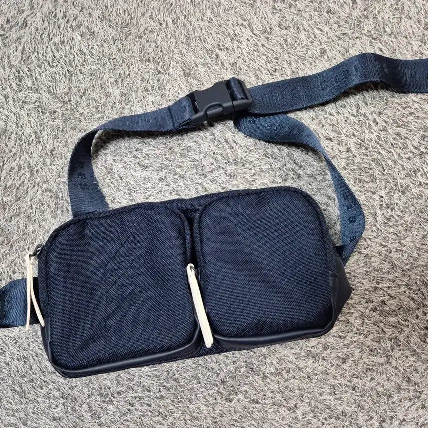 [BUNJANG] Adidas Golf Hip Pack Sling Bag Pouch / 아디다스 골프 힙색 슬링백 파우치