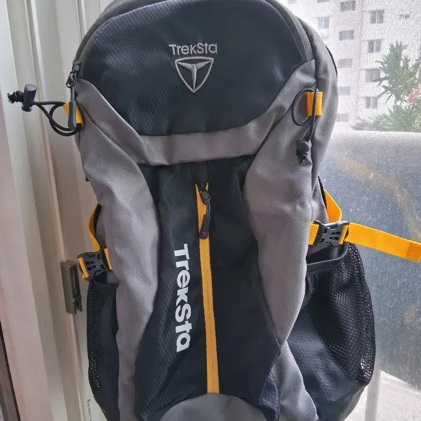 [BUNJANG] 30L Hiking Backpack / 등산배낭 30리터