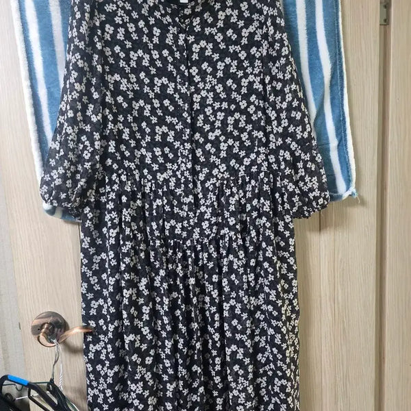 [BUNJANG] Black Floral Pattern Long Dress Size 77 / 블랙 플로럴 패턴 롱 원피스 77