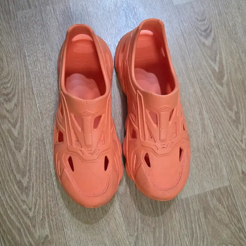 [BUNJANG] Umbro Light Shell Orange Mules (260mm) / 엄브로 260mm LIGHT SHELL (라이트 쉘) 엄브로 오렌지 뮬