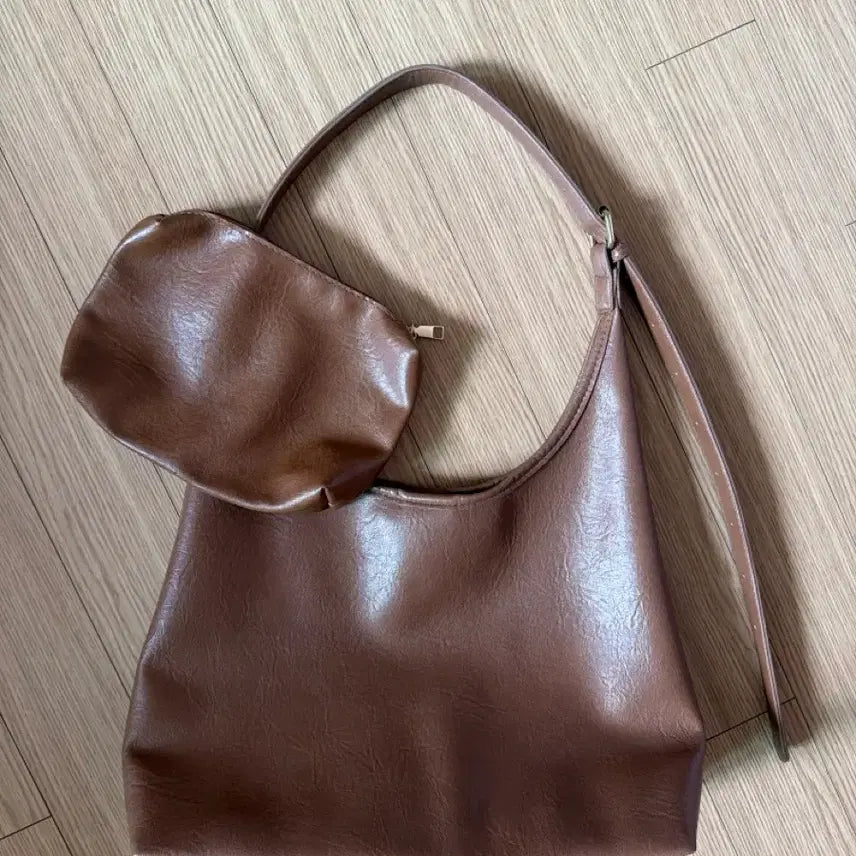 [BUNJANG] Brown Leather Shoulder Bag Pouch Set / 브라운 레더 숄더백 파우치 세트