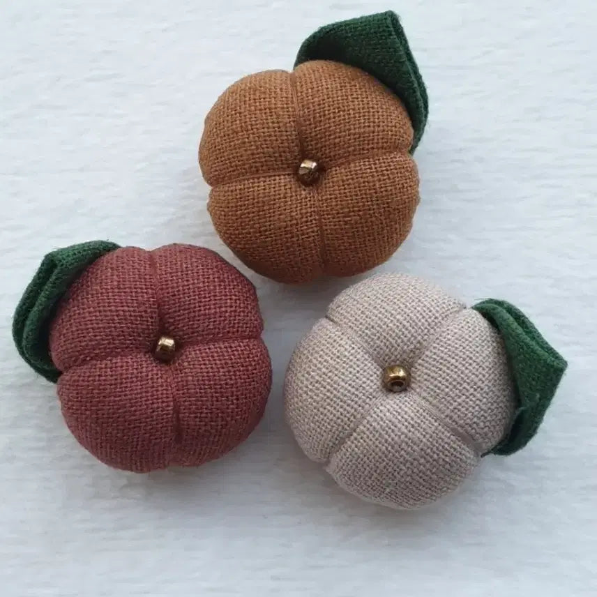 [BUNJANG] Handmade Hydrangea Petal Mini Brooch / 핸드메이드 수국 꽃잎 미니 브로치_3개