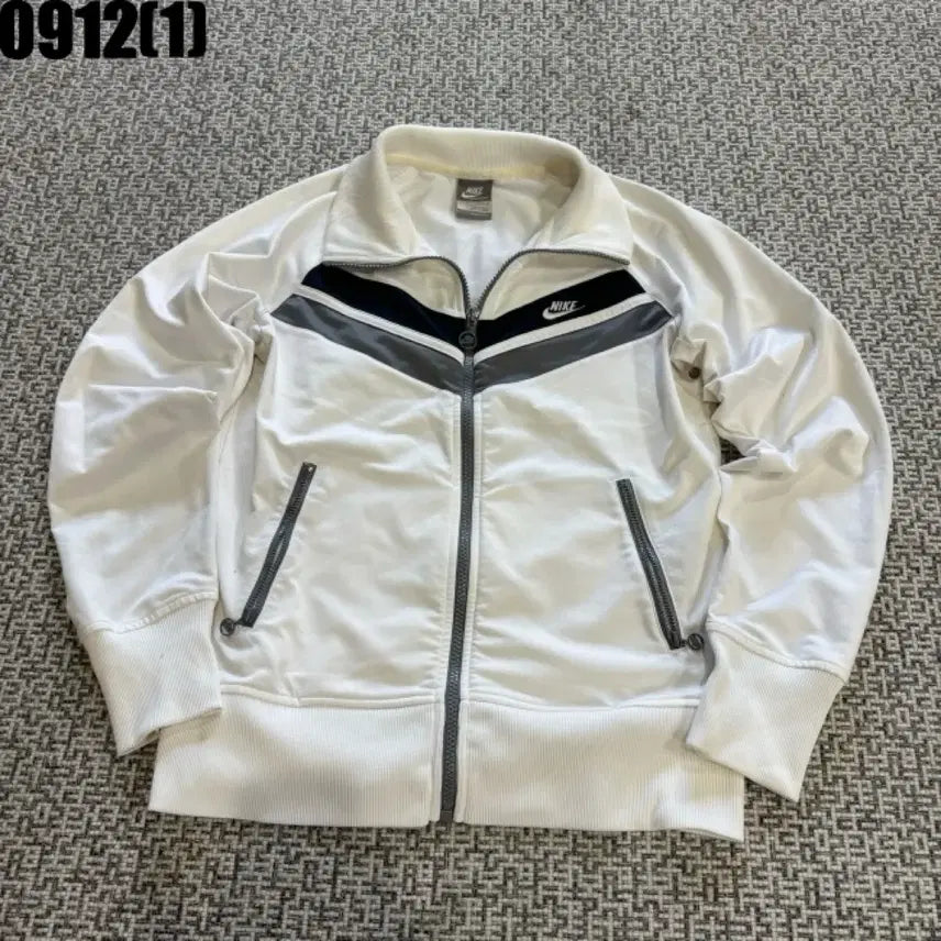 [BUNJANG] Nike Training Zip-Up Jacket M / 나이키 트레이닝 상의 집업 자켓 M