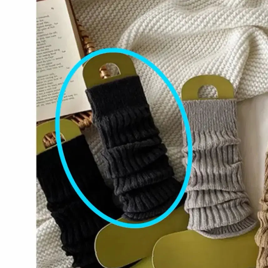 [BUNJANG] Zigzag Ribbed Knit Leg Warmers / 에이블리 골지 니트 레그워머 니삭스양말 지그재그무신사모리걸하구미빈티지