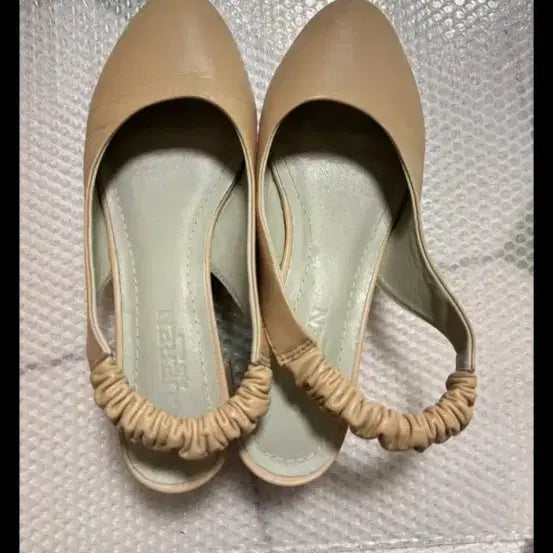 [BUNJANG] CUERNE Slingback 250 Beige Leather / 쿠에른 슬링백250