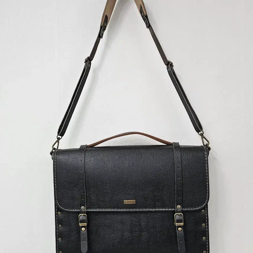 [BUNJANG] Ellifactory Vintage Black Briefcase / 엘리팩토리 빈티지 블랙 서류 가방