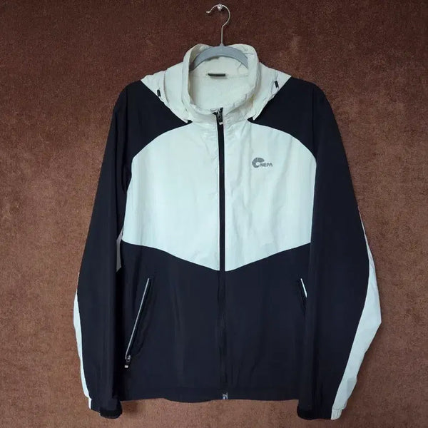 [BUNJANG] Nepa Spring/Autumn Windbreaker Jacket Size 105 / 네파 춘추 바람막이자켓 105