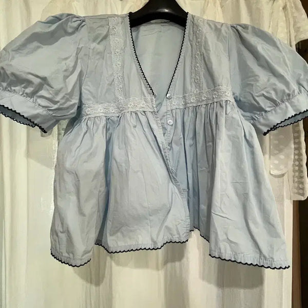 [BUNJANG] Blue Lace Puff Sleeve Blouse / 블루 레이스 퍼프 소매 블라우스