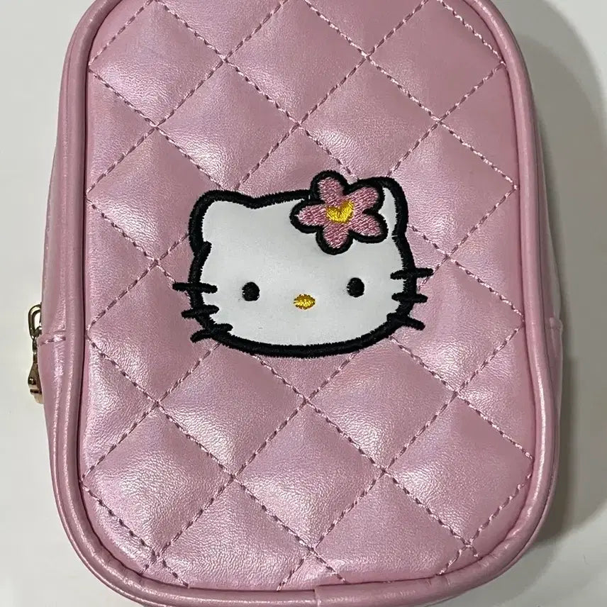 [BUNJANG] Hello Kitty Quilting Pouch / 헬로키티 퀄팅 파우치