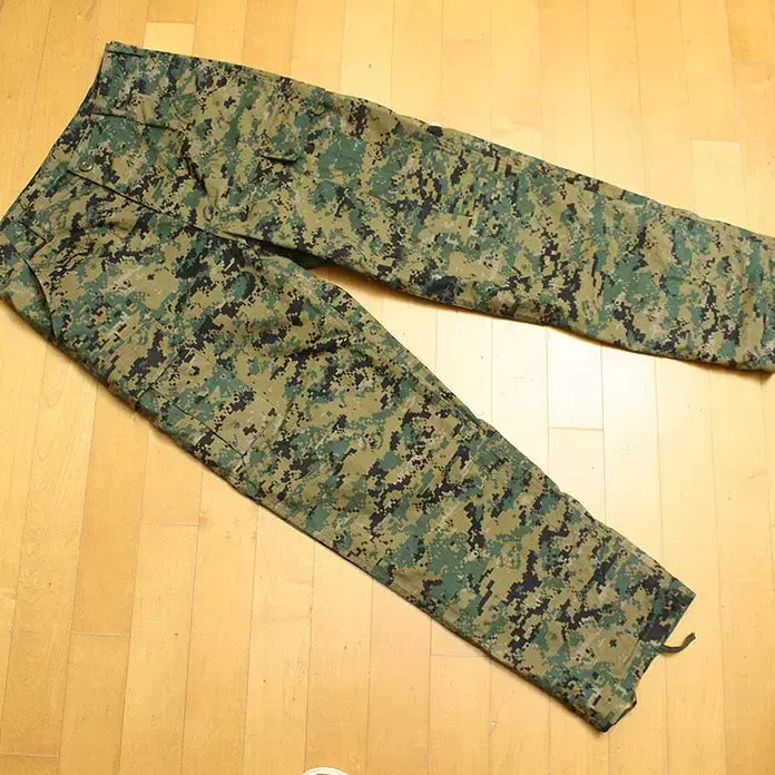 [BUNJANG] XTONZ Military Camo Cargo Pants Small Regular / 엑스톤즈 밀리터리 카모 카고 팬츠 스몰레귤러