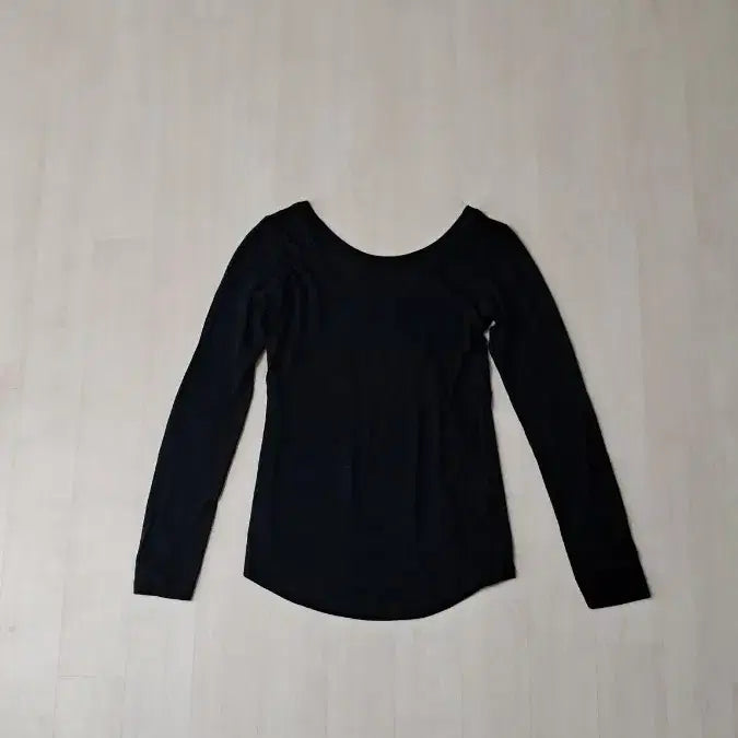 [BUNJANG] Basic Black Long Sleeve Round Neck T-Shirt / 라운드티