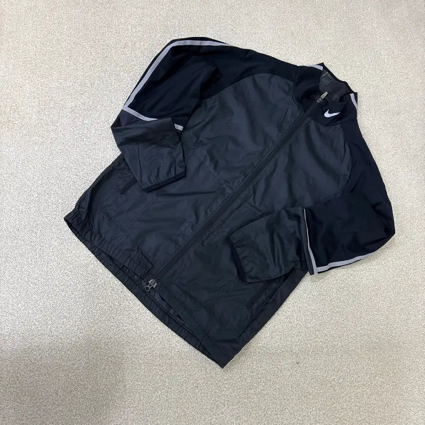 [BUNJANG] Nike Golf Windbreaker / M 나이키 골프 바람막이 0911K2