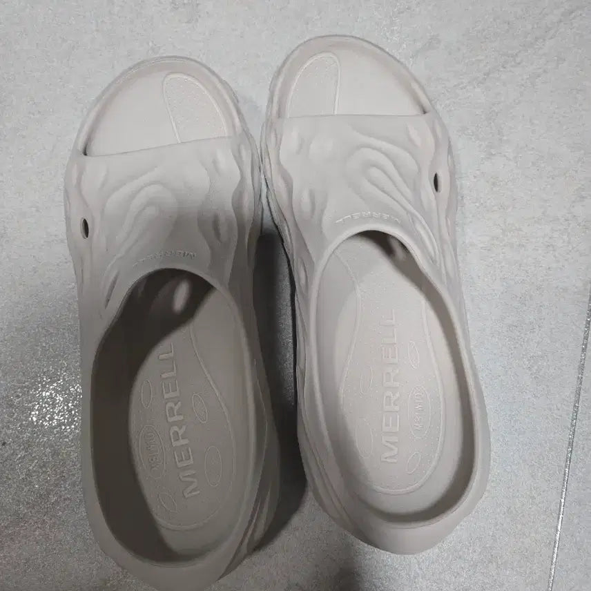 [BUNJANG] Millet Slippers Size 260 / 밀레 슬리퍼260