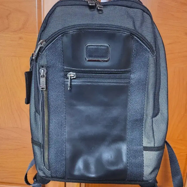 [BUNJANG] Tumi Men's Backpack Grey / 투미 백팩 남성 가방 그레이 정품