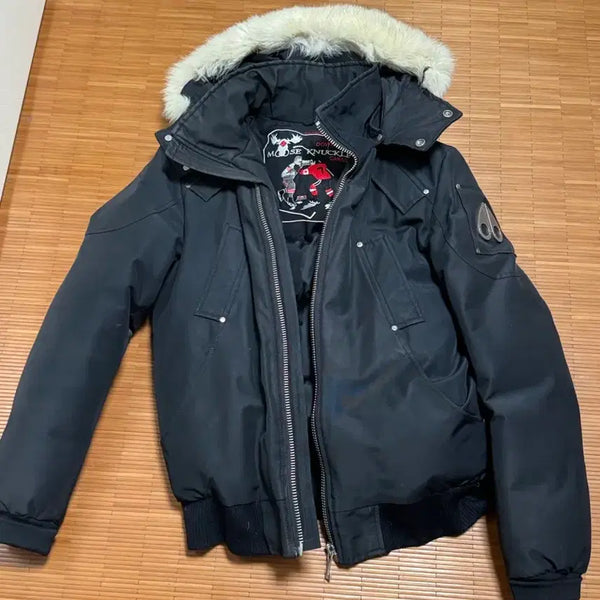 [BUNJANG] Moose Knuckles Ballistic Silver Fox Fur Parka / 무스너클 발리스틱 실버퍼 패딩