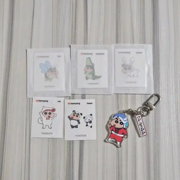 [BUNJANG] Crayon Shin-chan Sticker Set & Keychain Bundle / [일괄]짱구 띠부씰 5개 & 짱구 키링 세트