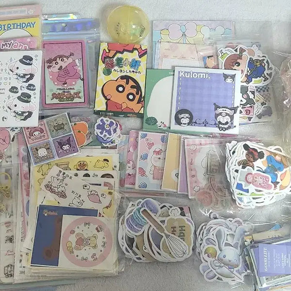[BUNJANG] Assorted Stationery Bundle Set (Stickers, Memo Pads, Plush Keychains, etc.) / 각종 잡동사니 일괄(스티커,떡메,인형 등)