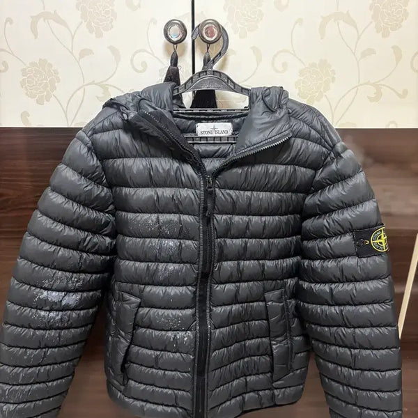 [BUNJANG] Stone Island Lightweight Padded Jacket Black / (정품) 스톤 아일랜드 경량패딩 블랙