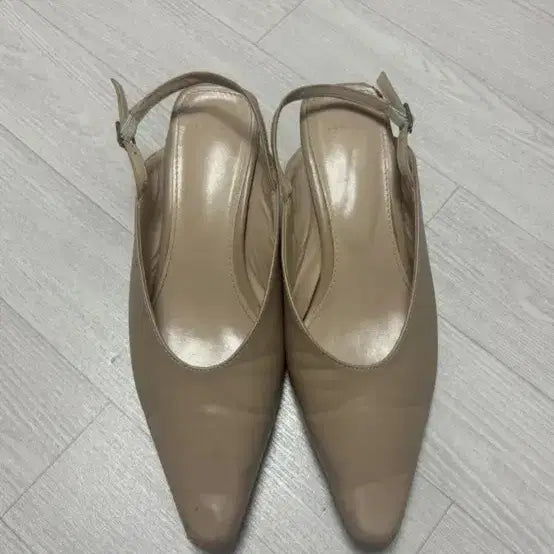 [BUNJANG] Beige Slingback Heels / 베이지색 슬링백 힐
