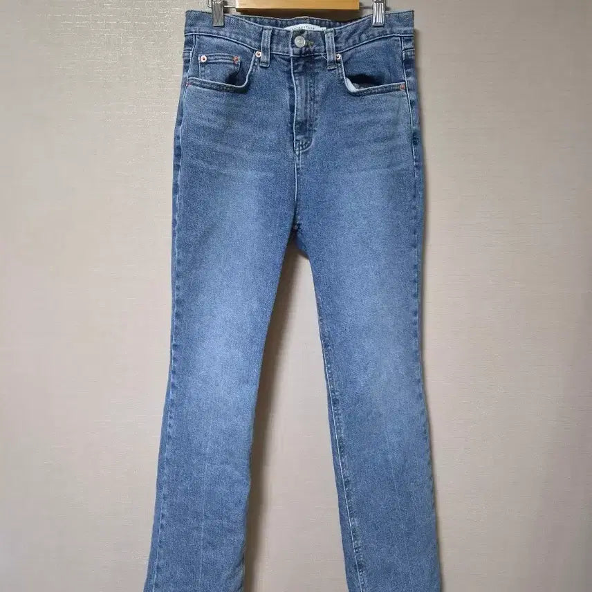 [BUNJANG] InstantFunk Soft Bootcut Denim Pants Light Blue S / 인스턴트펑크 소프트 부츠컷 데님 팬츠 라이트블루 S