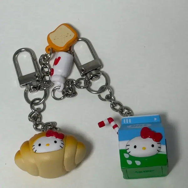 [BUNJANG] Olive Young Kitty Salt Bread Daegwallyeong Milk Keychain Set / 올리브영 키티 소금빵 대관령 우유 키링 세트