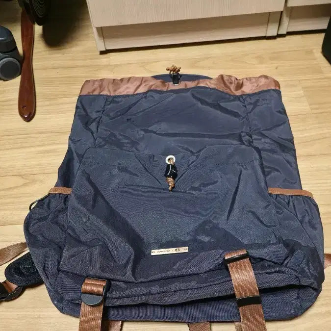 [BUNJANG] Starbucks x Row-RUG String Backpack / 스타벅스 x 로우로우 스트링 백팩