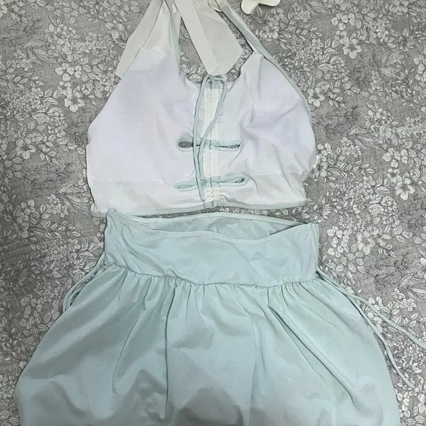 [BUNJANG] Mint Color Swimsuit with Flower Pin Accessory / 안 입는 수영복 팔아요