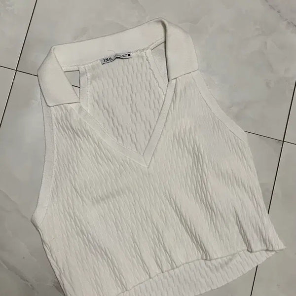[BUNJANG] Zara Sleeveless Collar Knit White / 자라 민소매 카라 니트 화이트