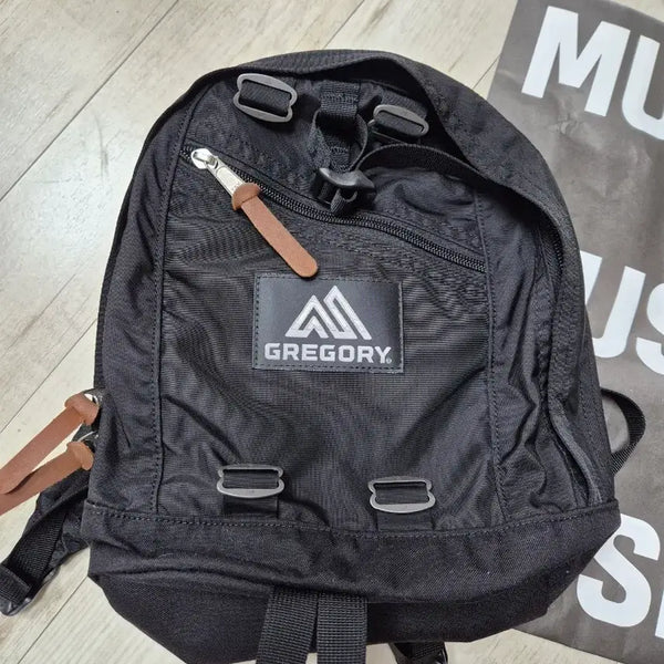 [BUNJANG] Gregory Little (8L) Backpack / 그레고리 백팩 블랙 그레고리 리틀(8L) 백팩스텝데이 백팩