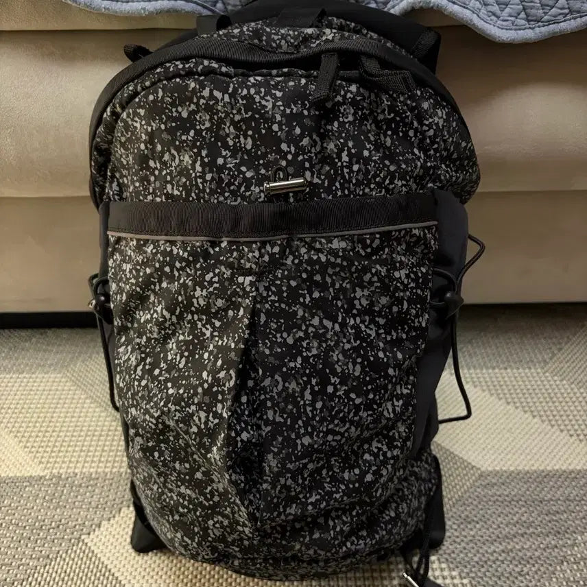 [BUNJANG] ARENA Women's Multi-Purpose Backpack / ARENA 여성용 다용도 백팩
