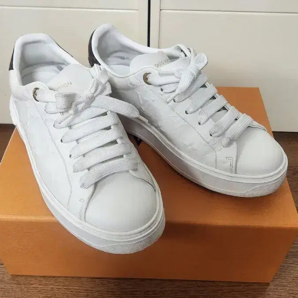 [BUNJANG] Louis Vuitton Women's Sneakers White Pattern Size 36 / 루이비통 여성 스니커즈