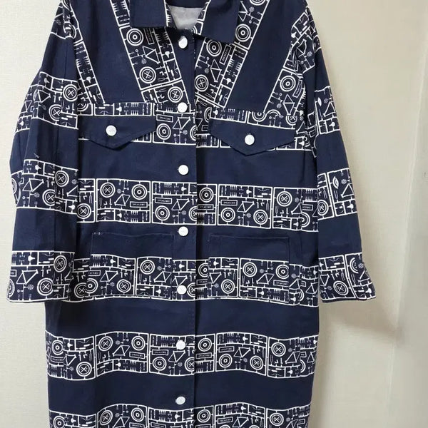 [BUNJANG] XP Brand Striped Pattern Shirt-Style Coat / XP 브랜드 스트라이프 패턴 셔츠스타일코트