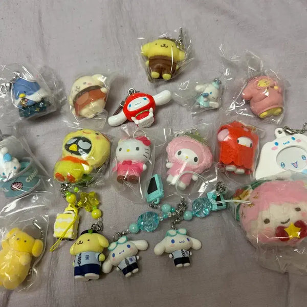 [BUNJANG] Sanrio Chibitomo Keyring Bundle Set / 산리오 가챠 치비토모 교환